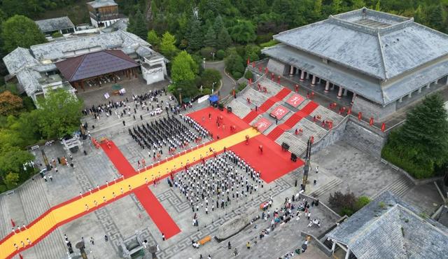 致敬先師傳承文脈！貴陽(yáng)孔學(xué)堂2024（甲辰）年祭孔典禮舉行(圖12)
