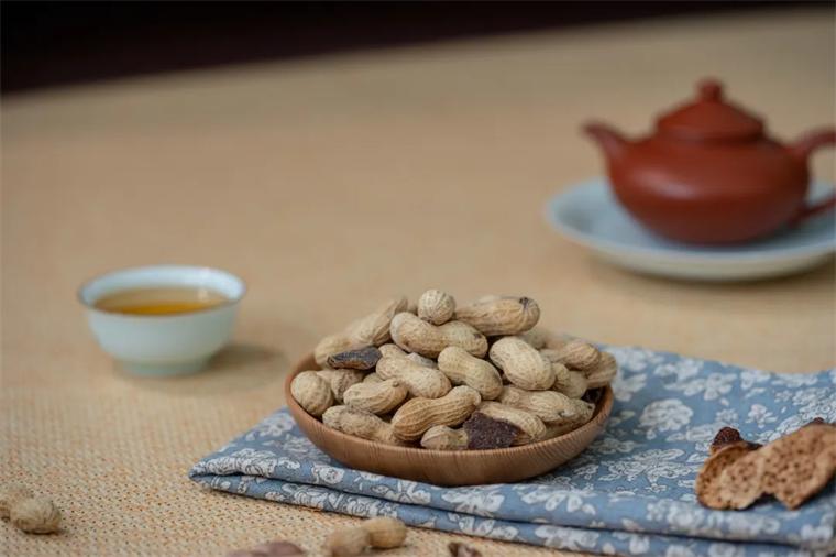 干出中國(guó)首富！最牛四線小城一夜爆火(圖8)