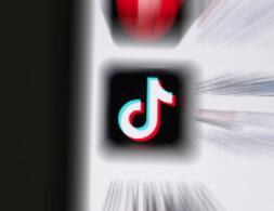 抖音教程視頻教程合成2019：拍抖音視頻應(yīng)該配什(圖3)